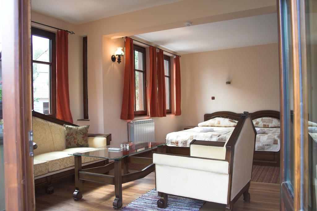 Hotel Old Times Асеновград Номер фото